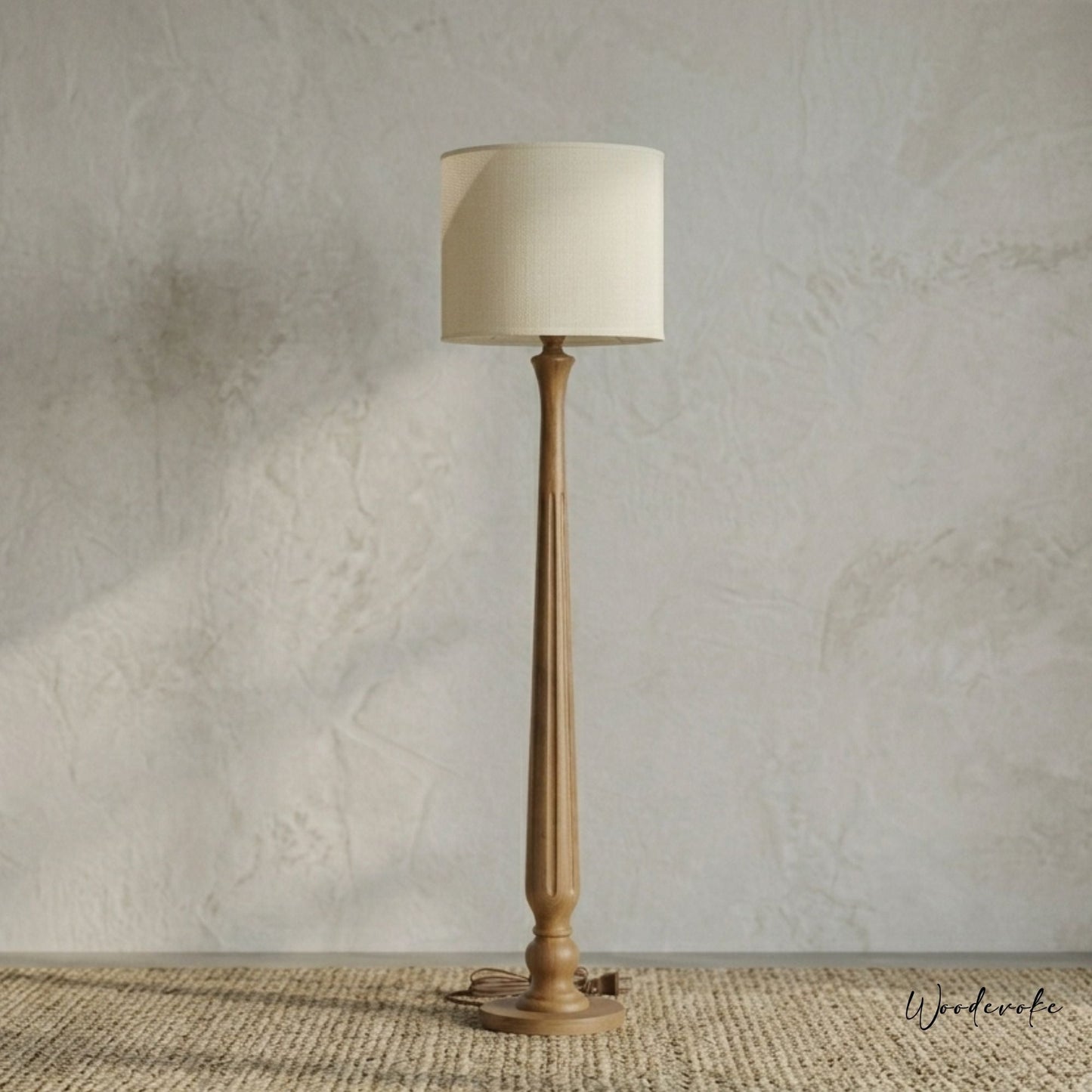 Reeded fluted wooden floor lamp — hand-turned solid wood standing light for drawing rooms Pakistan